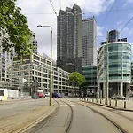 The Crown In The Hague