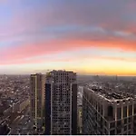 The Crown In The Hague