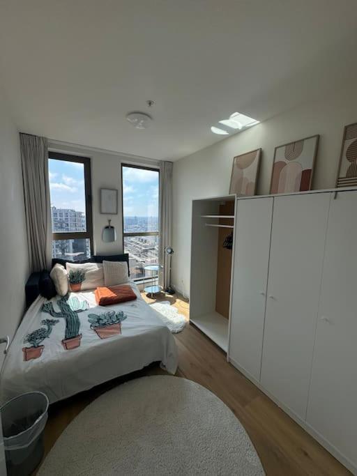 The Crown In Appartement
